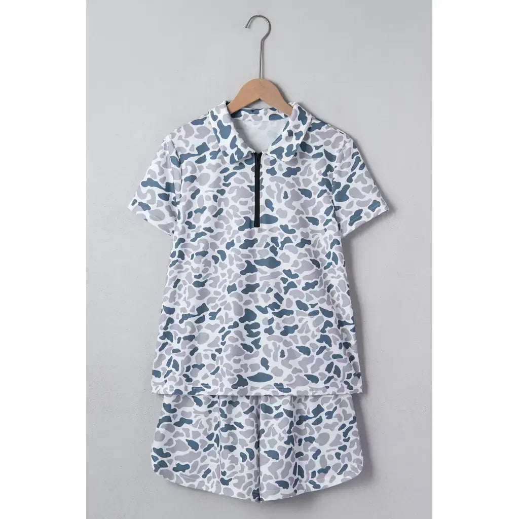 Multicolour Abstract Patterned Polo Collar T Shirt and Shorts Set