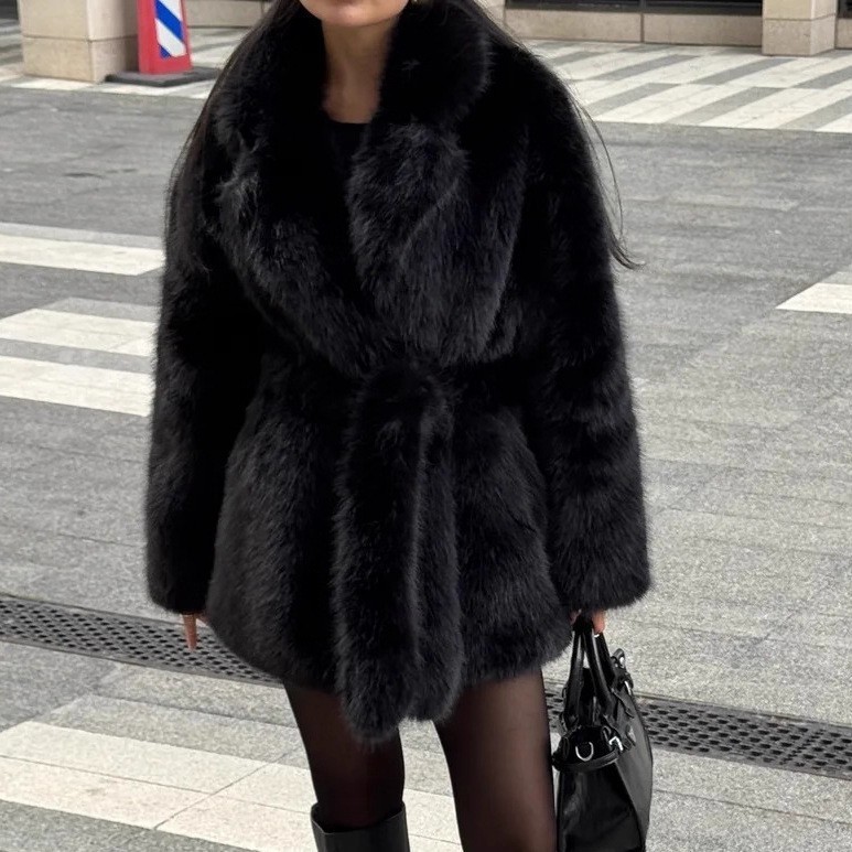 Mid-length Fox-fur Coat With A Belt - Image 3