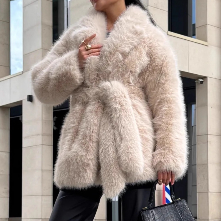 Mid-length Fox-fur Coat With A Belt - Image 2