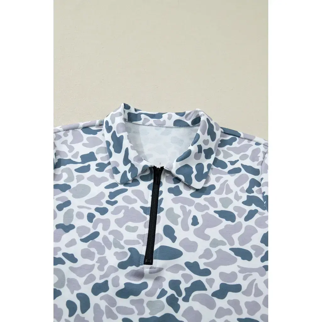 Multicolour Abstract Patterned Polo Collar T Shirt and Shorts Set - Image 11