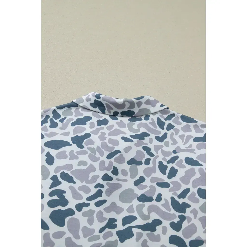 Multicolour Abstract Patterned Polo Collar T Shirt and Shorts Set - Image 16